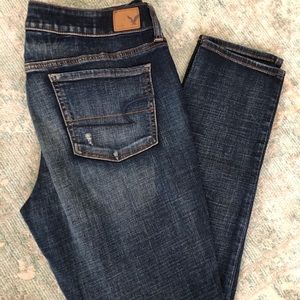 American Eagle Outfitters Distressed Jegging Jeans